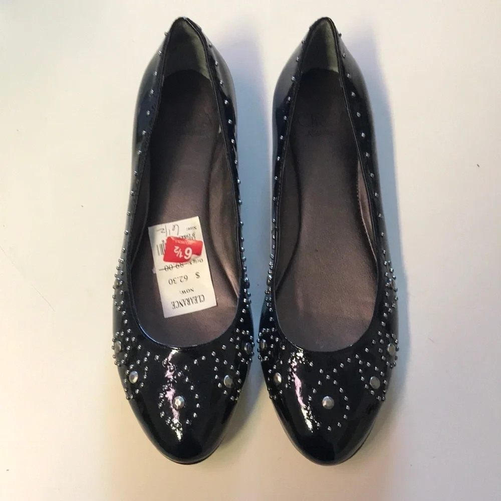 Joan & David worn once
